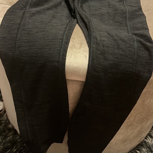 Victoria’s Secret essential pocket legging in heathered black, new, small - Picture 5 of 9